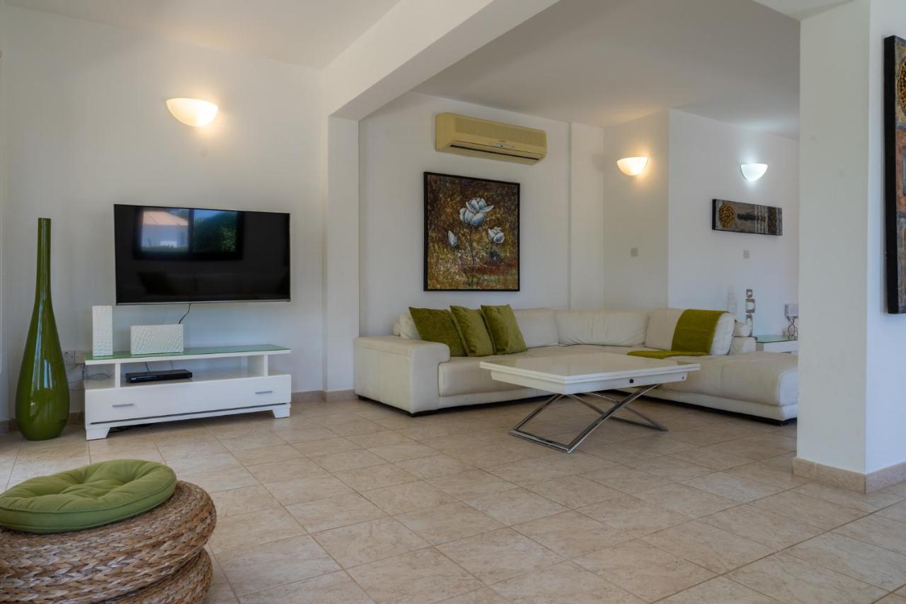 Lime 3-Bedroom Villa In Protaras Ngoại thất bức ảnh